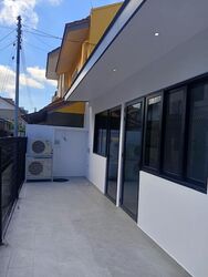 Serangoon Park (D13), Terrace #559196411